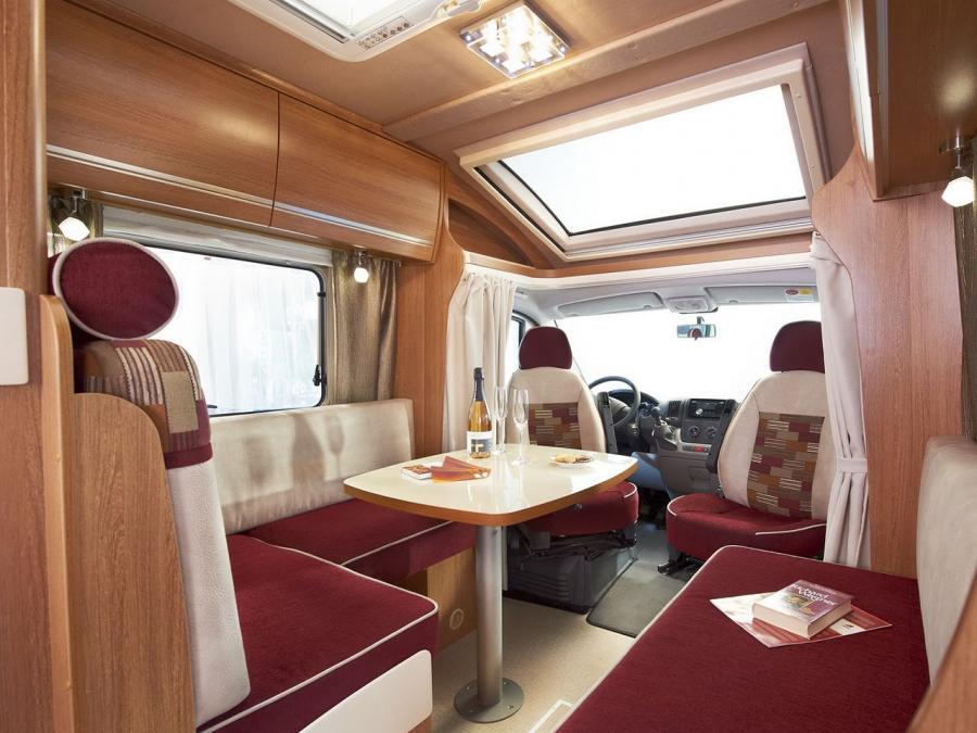 Панель приборов Eura Mobil Fiat Ducato Profila T 2011 года  (фото 7 из 10)